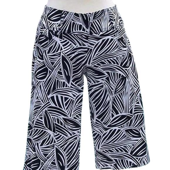 Cache Geometric Floral Bermuda Walking City Pant Short Stretch New NWT $88 - Picture 1 of 2